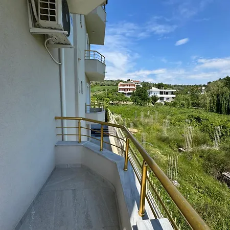 Arkej Pool Aparthotel