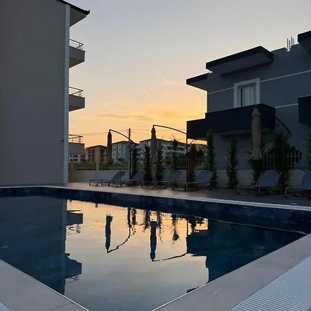 Aparthotel Arkej Pool Golem (Tirana)