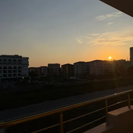 Appart hôtel Arkej Pool *